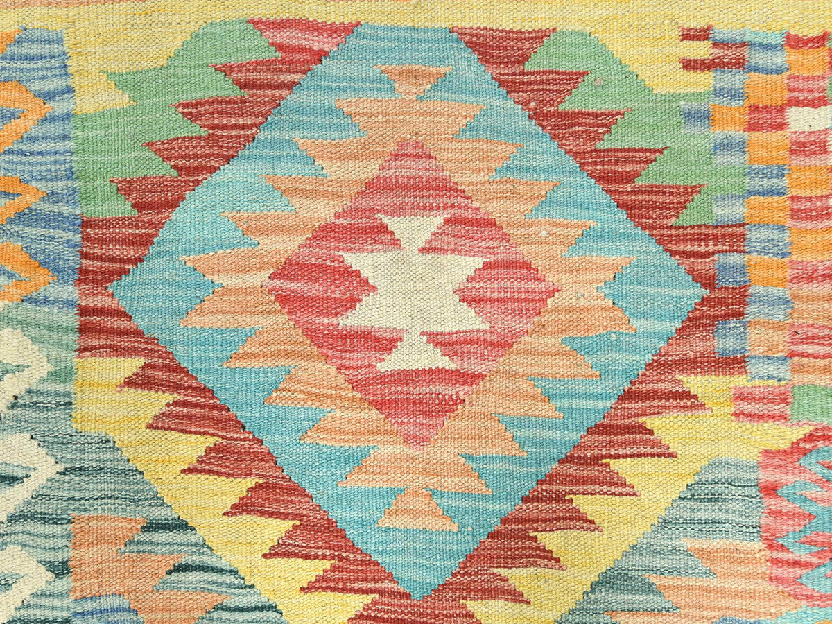 Kilim Flat-Weave hand-knotted wool rug in Multicolored & Colorful, 2'10" x 4'8" — SKU O082204 (view 2)