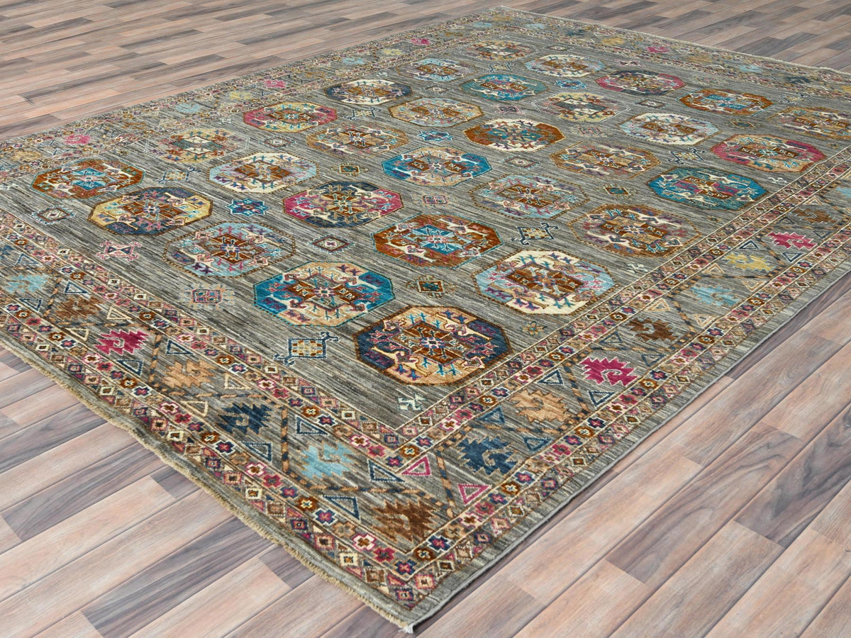 Kazak Kazak hand-knotted wool rug in Gray, 7'10" x 10'1" — SKU O082297 (view 3)