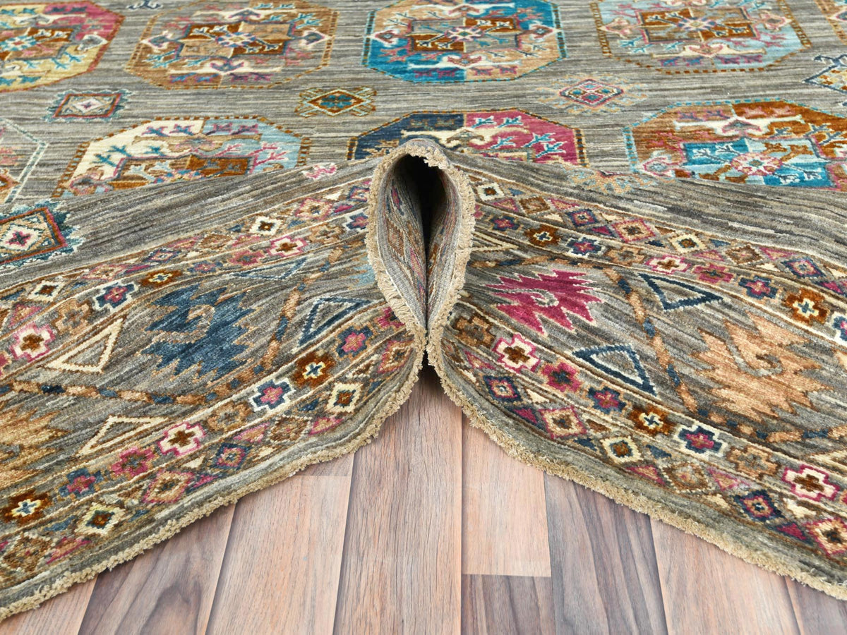 Kazak Kazak hand-knotted wool rug in Gray, 7'10" x 10'1" — SKU O082297 (view 5)