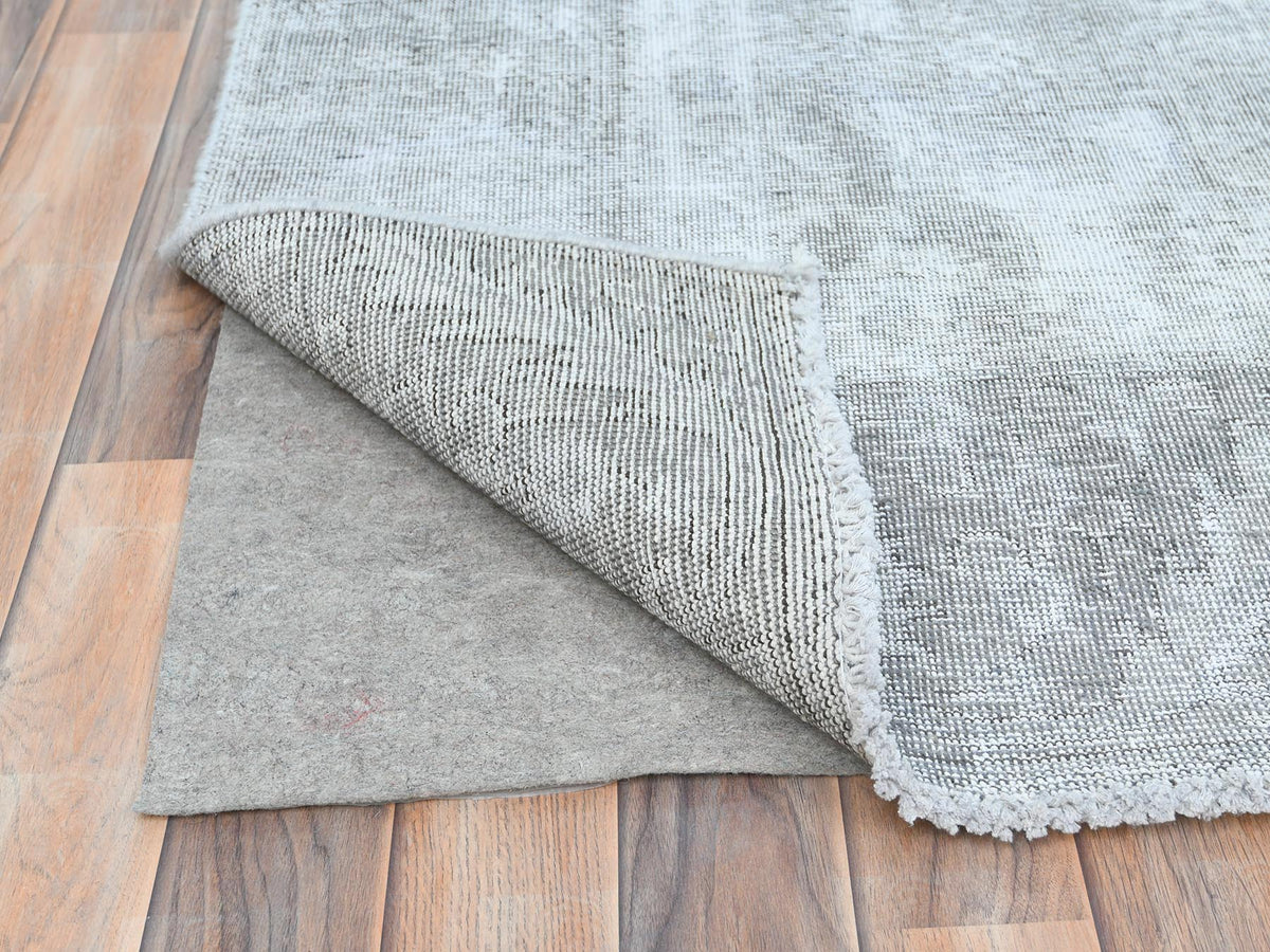 Tabriz Vintage hand-knotted wool rug in Gray, 8'10" x 11'11" — SKU O082339 (view 4)