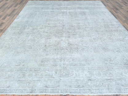 Tabriz Vintage hand-knotted wool rug in Gray, 9'4" x 12'3" — SKU O082340 (view 2)