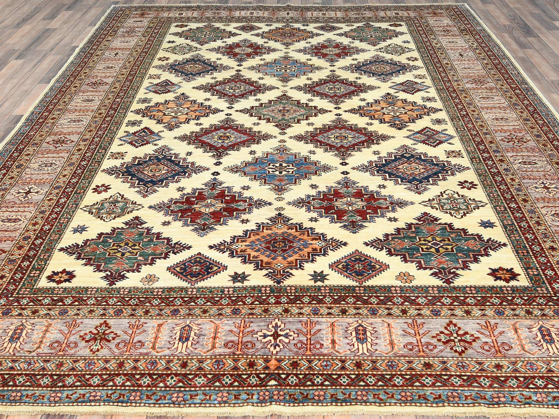 Kazak Kazak hand-knotted wool rug in Ivory & Beige, 9'3" x 12' — SKU O082380 (view 2)