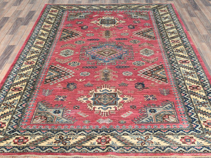 Kazak Kazak hand-knotted wool rug in Pink & Ivory, 6' x 8'9" — SKU O082390 (view 3)