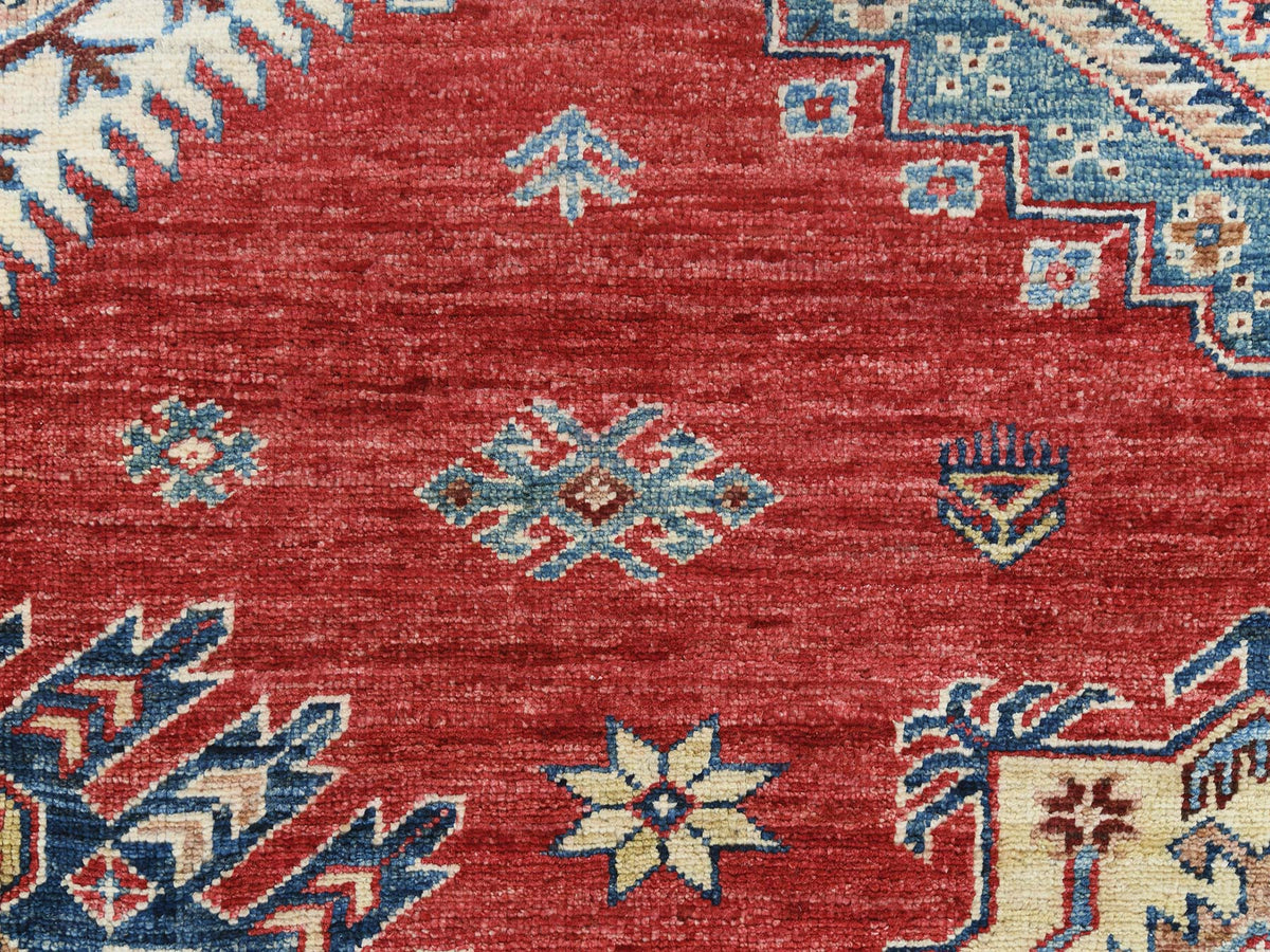 Kazak Kazak hand-knotted wool rug in Red & Ivory, 12'1" x 16' — SKU O082528 (view 9)