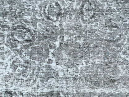 Tabriz Vintage hand-knotted wool rug in Gray, 9'3" x 12' — SKU O082544 (view 8)