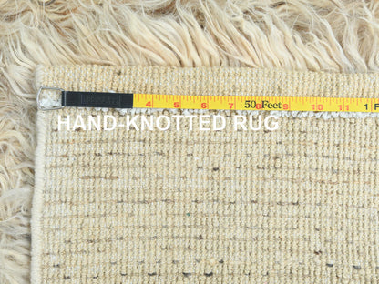 Beige 3'1" x 5'3" Modern and Contemporary Hand knotted Wool Rug - Sku: O082570