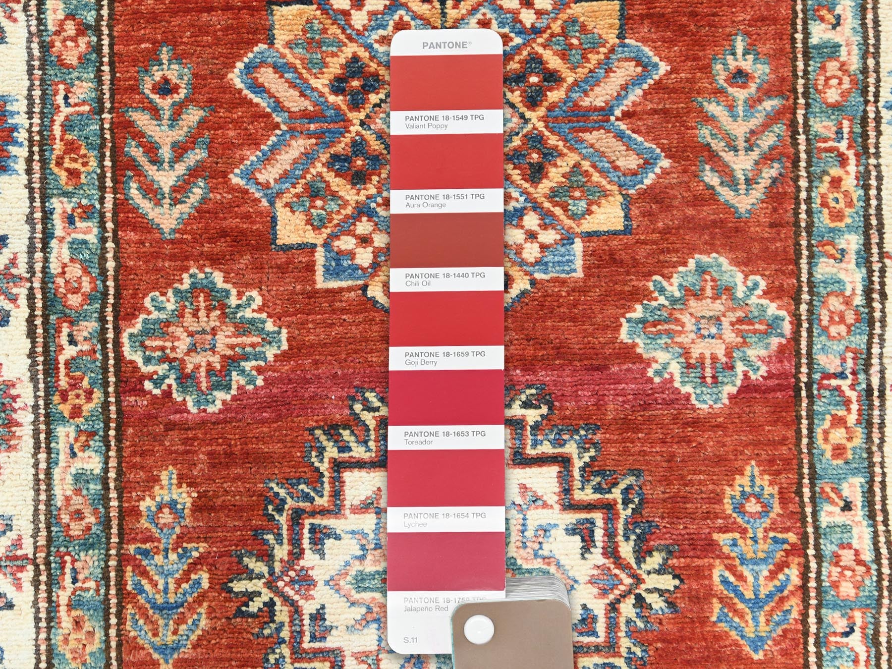 Kazak Kazak hand-knotted wool runner in Red & Ivory, 2'8" x 39'1" — SKU O082607 (view 4)