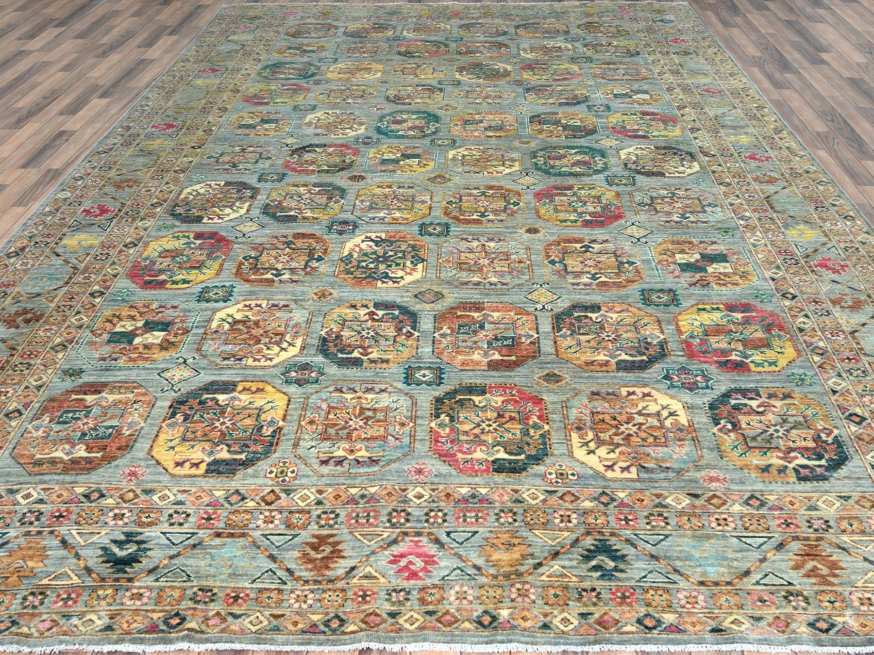Kazak Kazak hand-knotted wool rug in Blue, 9'9" x 14'1" — SKU O082656 (view 2)