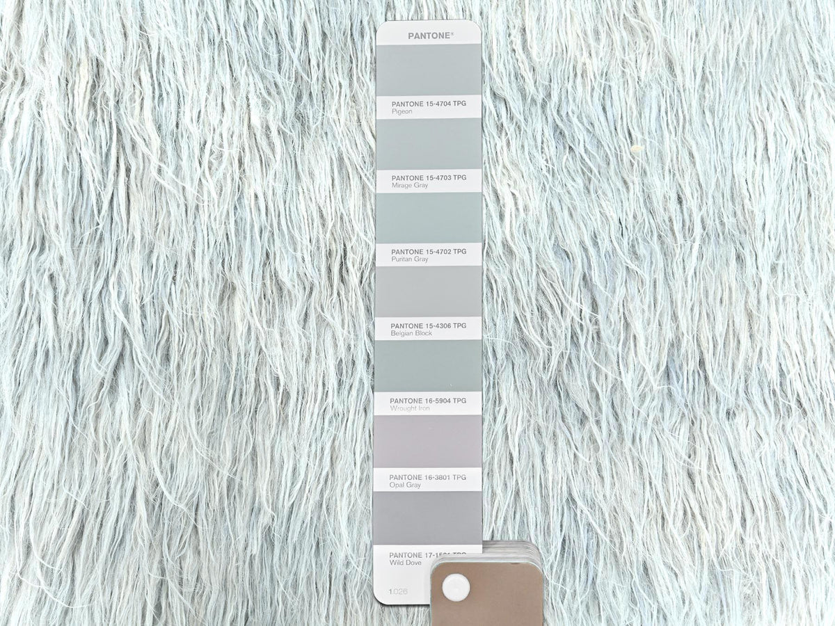 Modern / Contemporary hand-knotted wool rug in Gray, 8' x 9'9" — SKU O082660 (view 7)