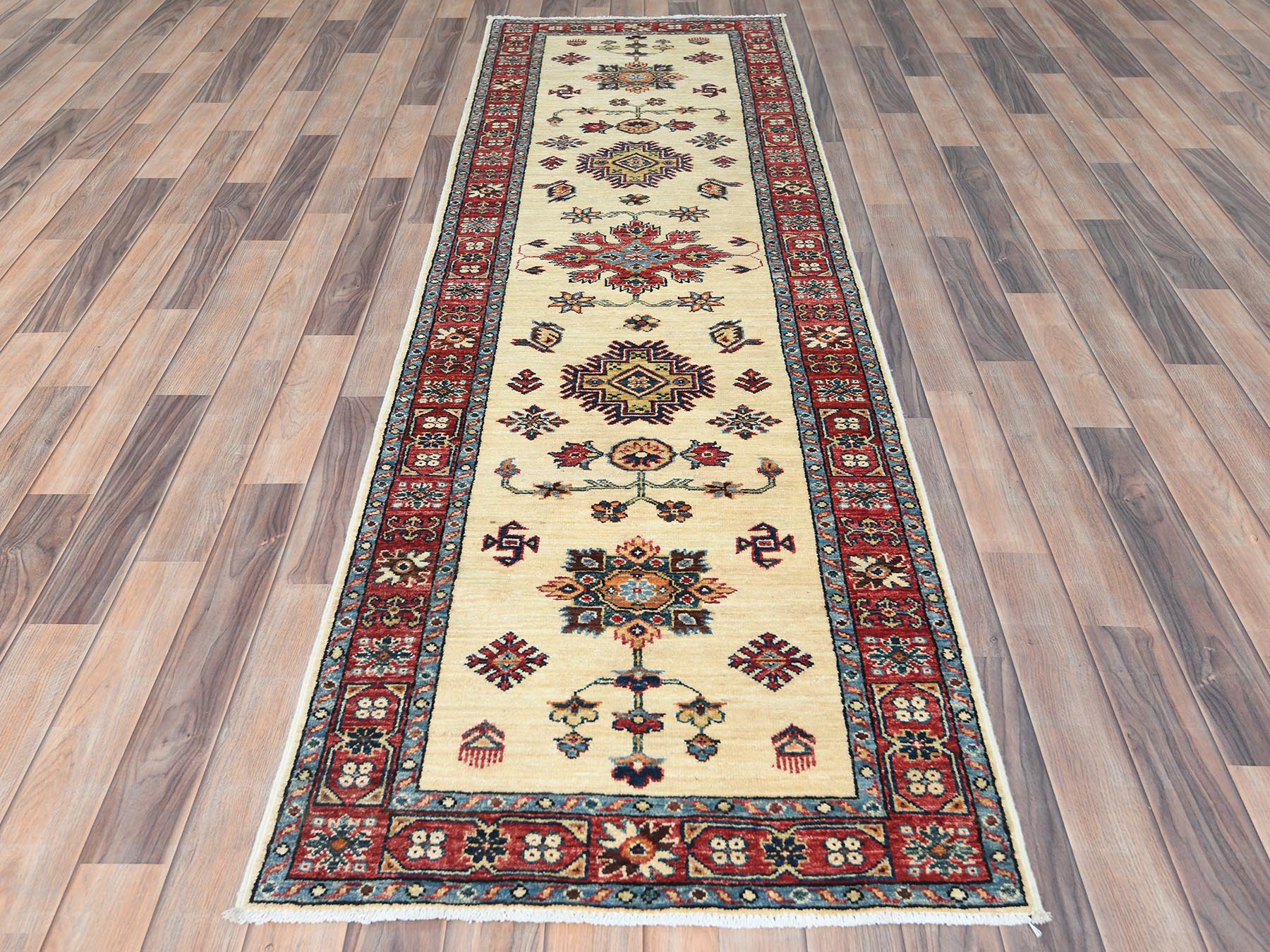 Kazak Kazak hand-knotted wool runner in Ivory & Red, 2'7" x 8'6" — SKU O082733 (view 2)
