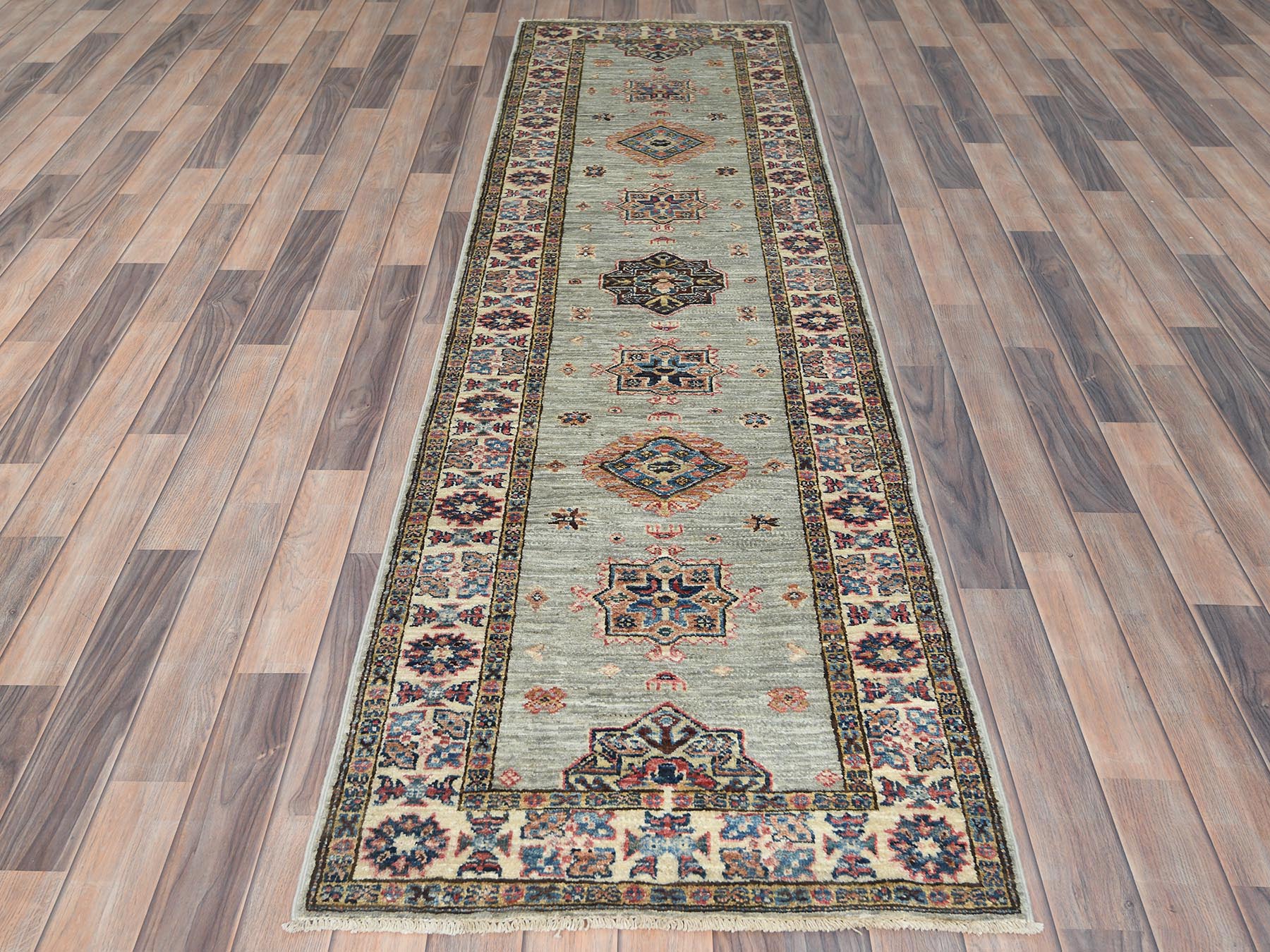 Kazak Kazak hand-knotted wool runner in Gray & Ivory, 2'5" x 8'6" — SKU O082740 (view 2)