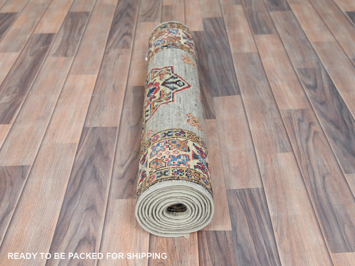 Kazak Kazak hand-knotted wool runner in Gray & Ivory, 2'5" x 8'6" — SKU O082740 (view 5)
