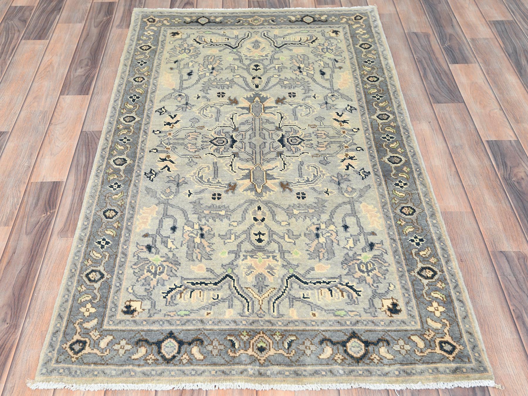 Heriz Heriz hand-knotted wool rug in Gray & Stone Gray, 2'10" x 4'10" — SKU O082919 (view 2)