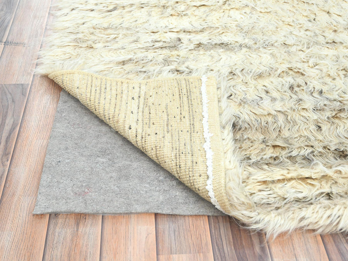 Tribal & Geometric hand-knotted wool rug in Ivory, 8'1" x 10'1" — SKU O082988 (view 4)