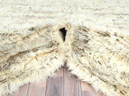 Tribal & Geometric hand-knotted wool rug in Ivory, 8'1" x 10'1" — SKU O082988 (view 5)
