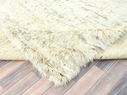 Tribal & Geometric hand-knotted wool rug in Ivory, 8'1" x 10'1" — SKU O082988 (view 6)