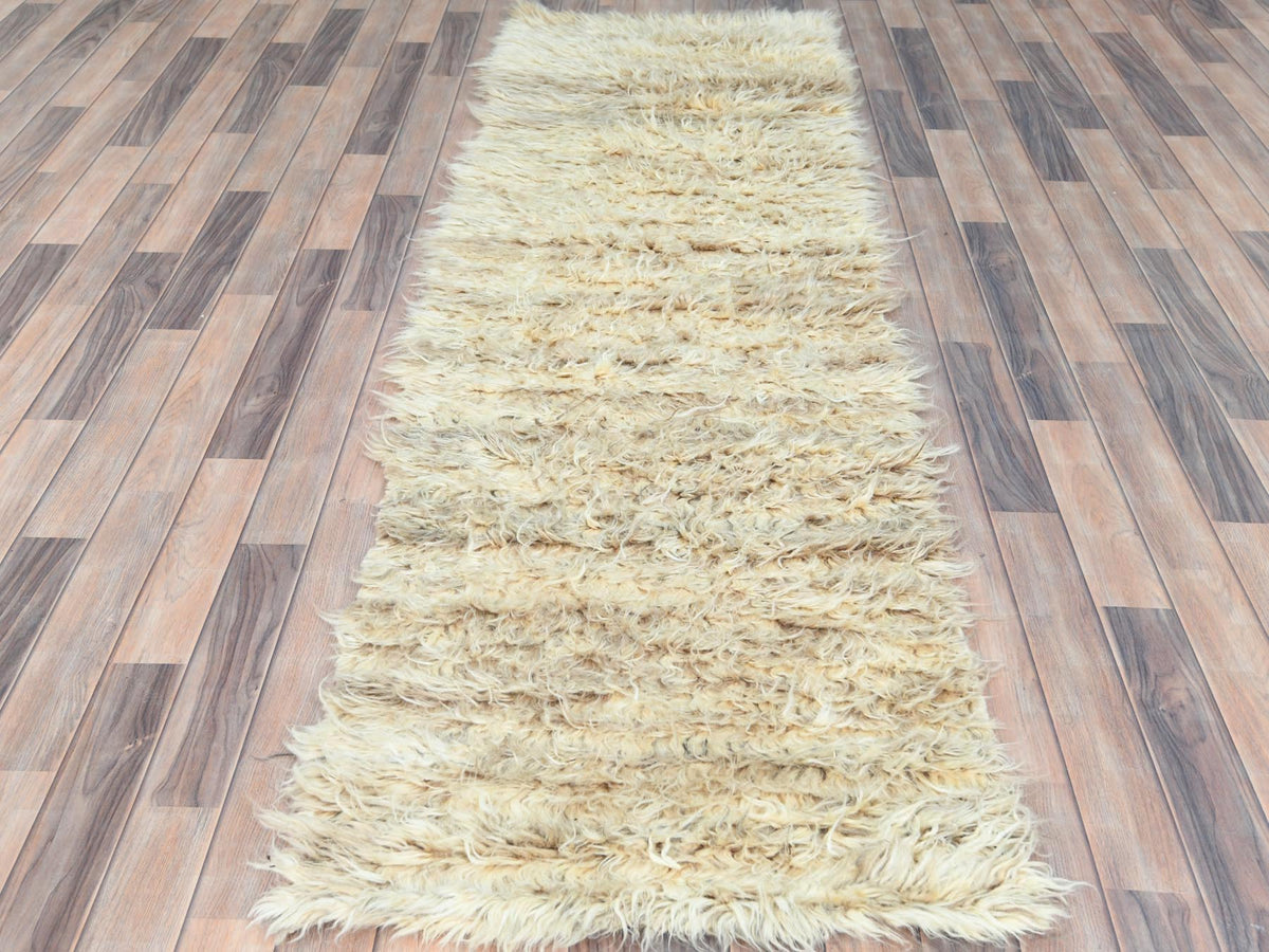 Tribal & Geometric hand-knotted wool runner in Ivory, 2'6" x 8' — SKU O082989 (view 2)
