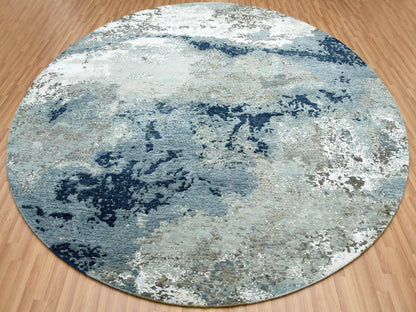 Modern / Contemporary hand-knotted wool rug in Gray, 10' x 10'2" — SKU O083033 (view 3)