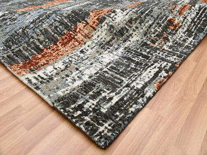Modern / Contemporary hand-knotted wool rug in Gray, 8' x 10'1" — SKU O083068 (view 6)