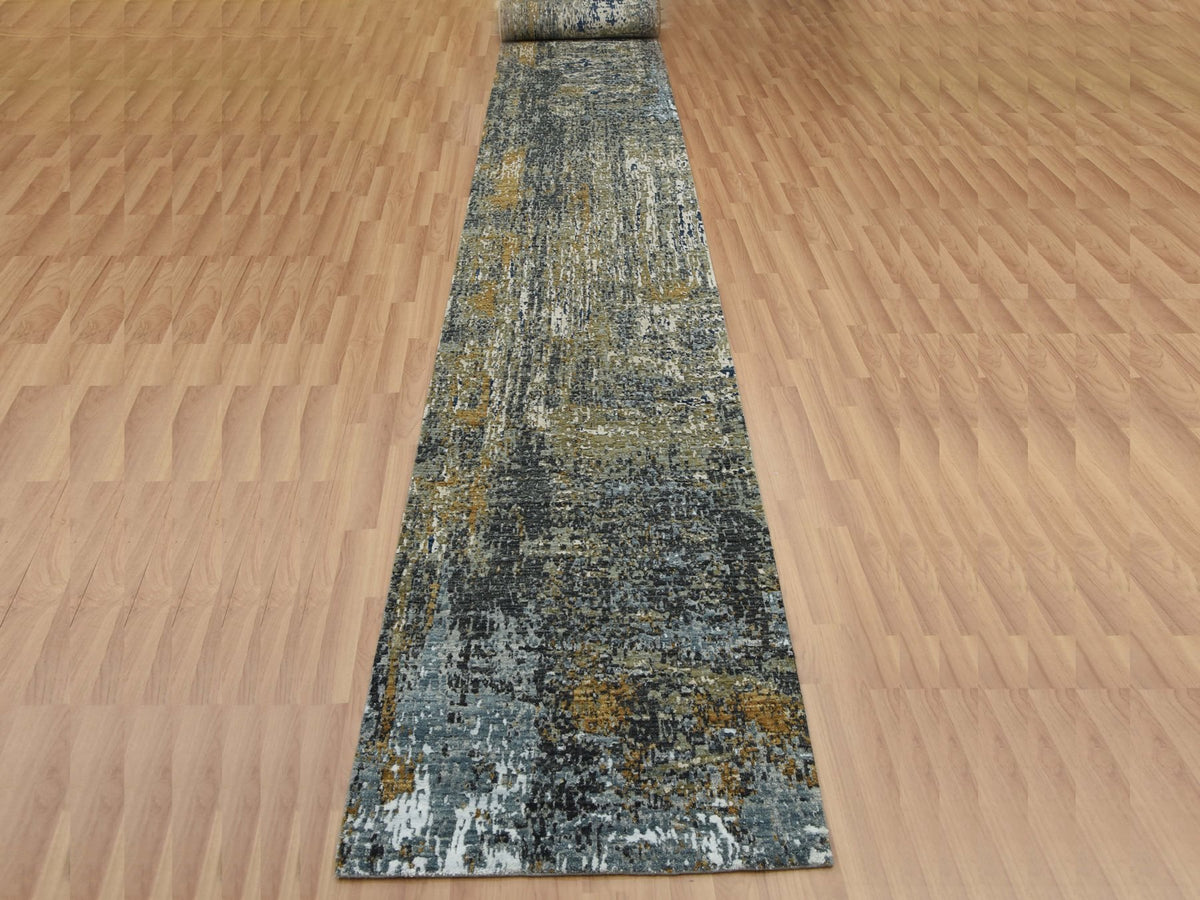 Modern / Contemporary hand-knotted wool runner in Gray, 2'6" x 20' — SKU O083096 (view 2)