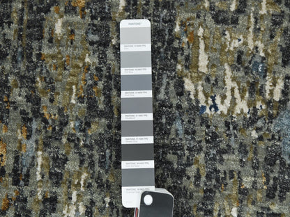 Modern / Contemporary hand-knotted wool runner in Gray, 2'6" x 20' — SKU O083096 (view 4)