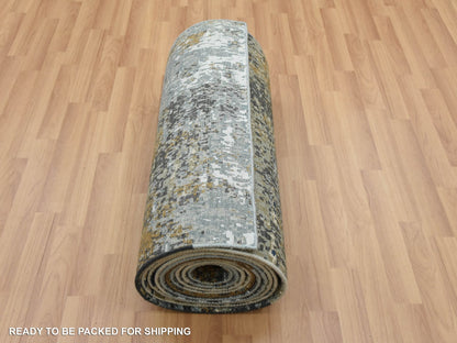 Modern / Contemporary hand-knotted wool runner in Gray, 2'6" x 20' — SKU O083096 (view 5)