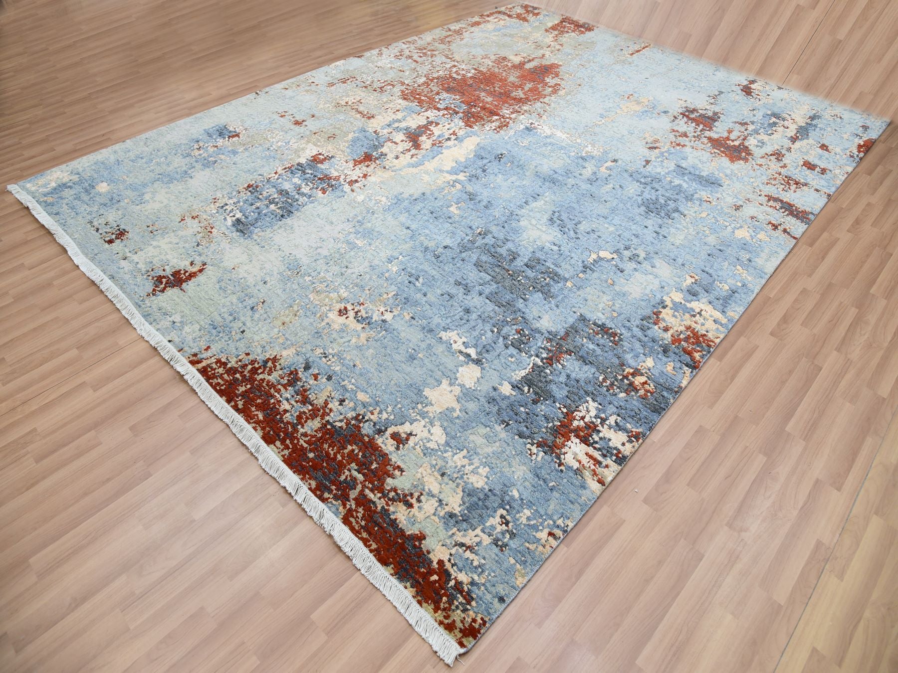 Modern / Contemporary hand-knotted wool rug in Gray, 9'0" x 12'4", SKU O083117