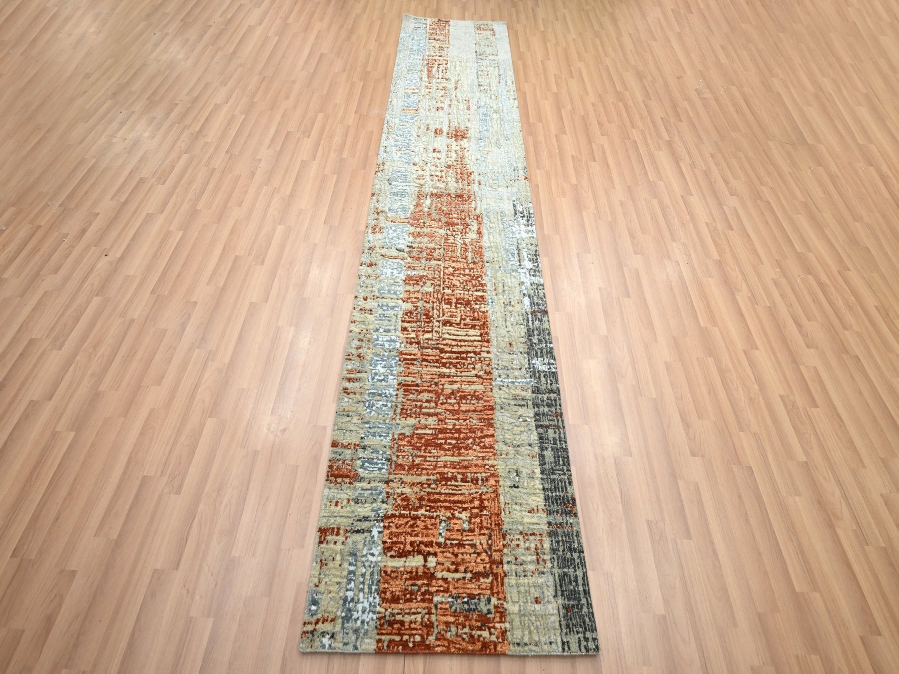 Modern / Contemporary hand-knotted wool runner in Orange, 2'7" x 11'10" — SKU O083169 (view 2)