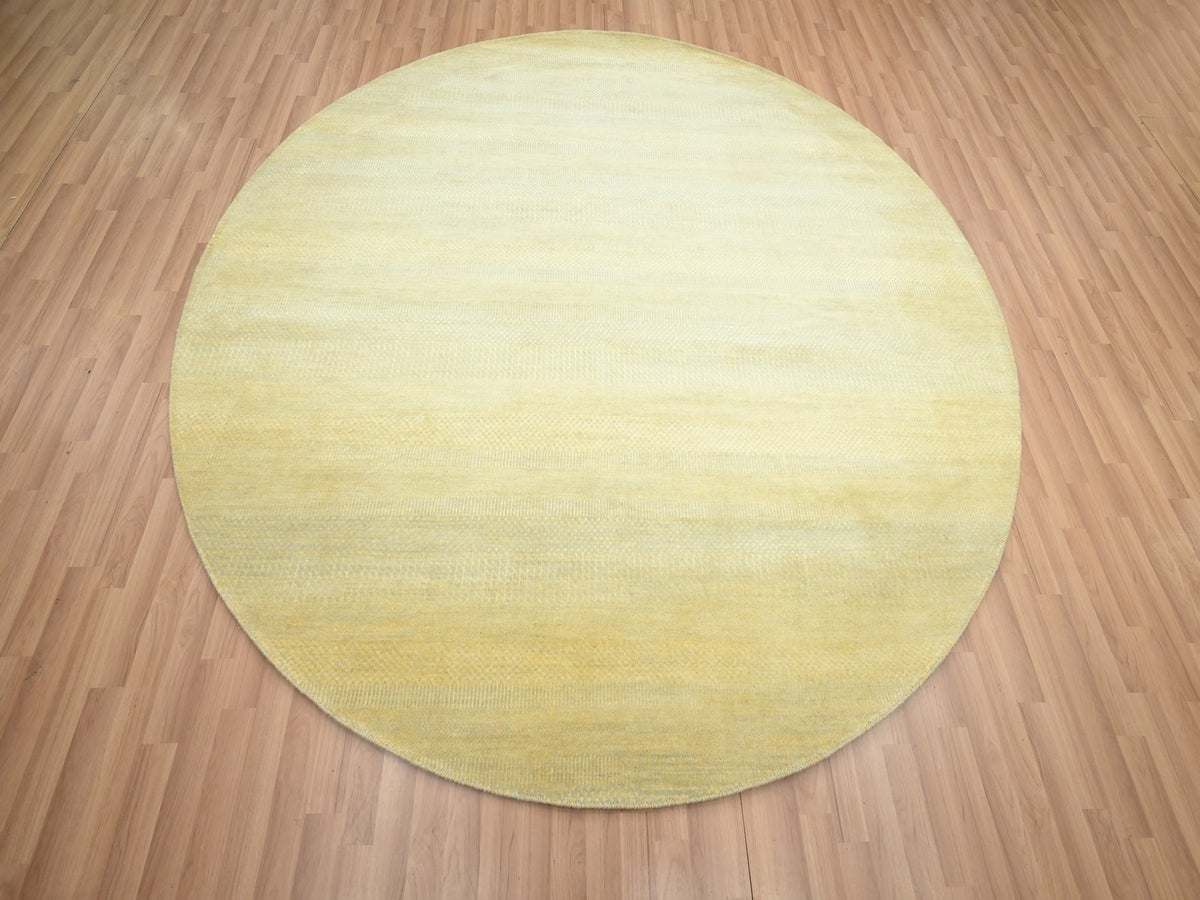 Modern / Contemporary hand-knotted wool/silk rug in Yellow, 7'10" x 7'10" — SKU O083212 (view 2)