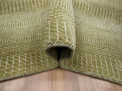Brown 6'0" x 8'9" Modern / Contemporary Hand knotted Wool/Silk Rug - Sku: O083215