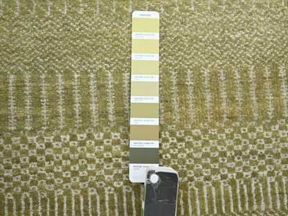Brown 6'0" x 8'9" Modern / Contemporary Hand knotted Wool/Silk Rug - Sku: O083215