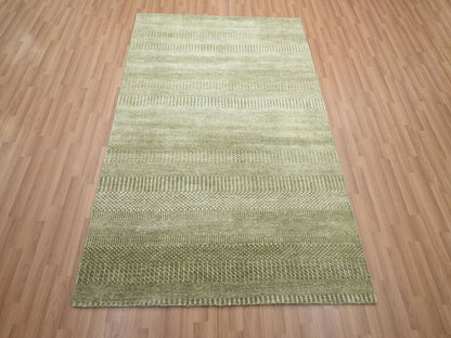 Brown 4'9" x 6'9" Modern / Contemporary Hand knotted Wool/Silk Rug - Sku: O083216