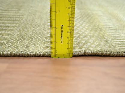 Brown 4'9" x 6'9" Modern / Contemporary Hand knotted Wool/Silk Rug - Sku: O083216