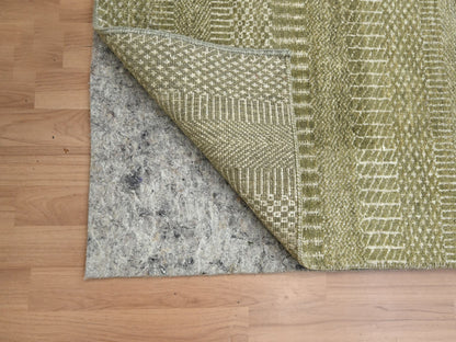 Modern / Contemporary hand-knotted wool/silk runner in Gray, 2'5" x 13'6" — SKU O083220 (view 3)