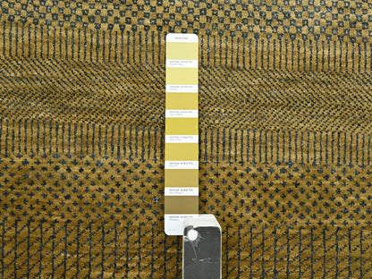 Brown 2'8" x 12'3" Modern / Contemporary Hand knotted Wool/Silk Rug - Sku: O083226