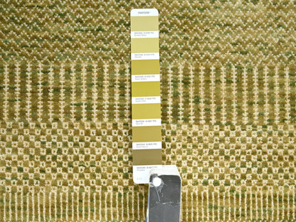 Brown 2'8" x 8'2" Modern / Contemporary Hand knotted Wool/Silk Rug - Sku: O083227