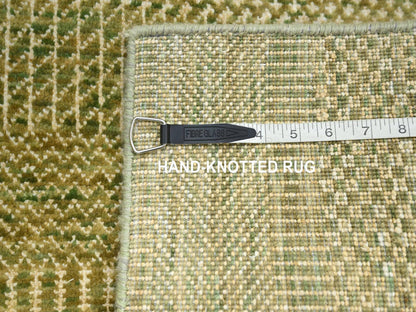 Brown 2'8" x 8'2" Modern / Contemporary Hand knotted Wool/Silk Rug - Sku: O083227