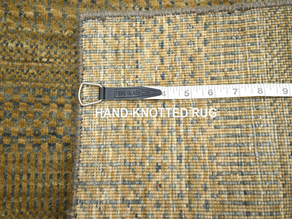 Brown 2'8" x 8'0" Modern / Contemporary Hand knotted Wool/Silk Rug - Sku: O083232