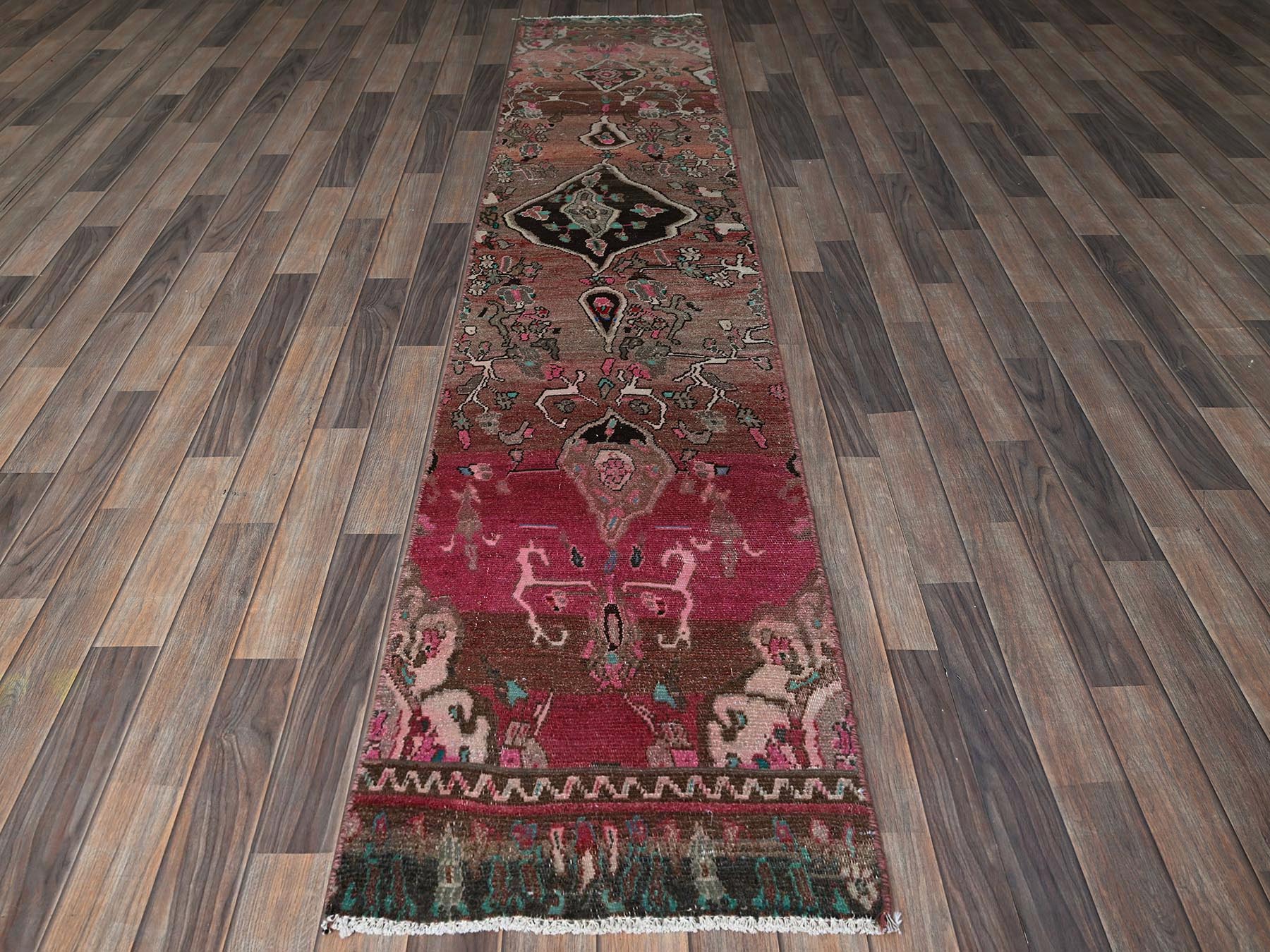 Hamadan Vintage hand-knotted wool runner in Red, 2' x 9'7" — SKU O0839 (view 2)
