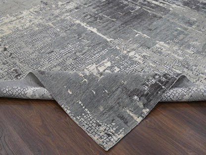 Modern / Contemporary hand-knotted wool/silk rug in Gray, 14' x 18' — SKU O084031 (view 6)