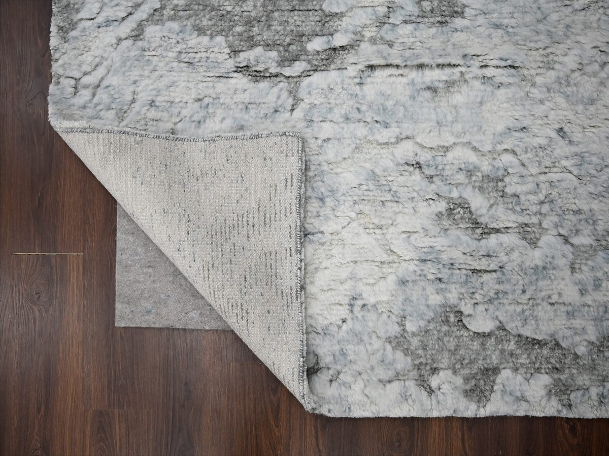 Modern / Contemporary hand-knotted wool rug in Ivory, 8' x 9'10" — SKU O084091 (view 4)