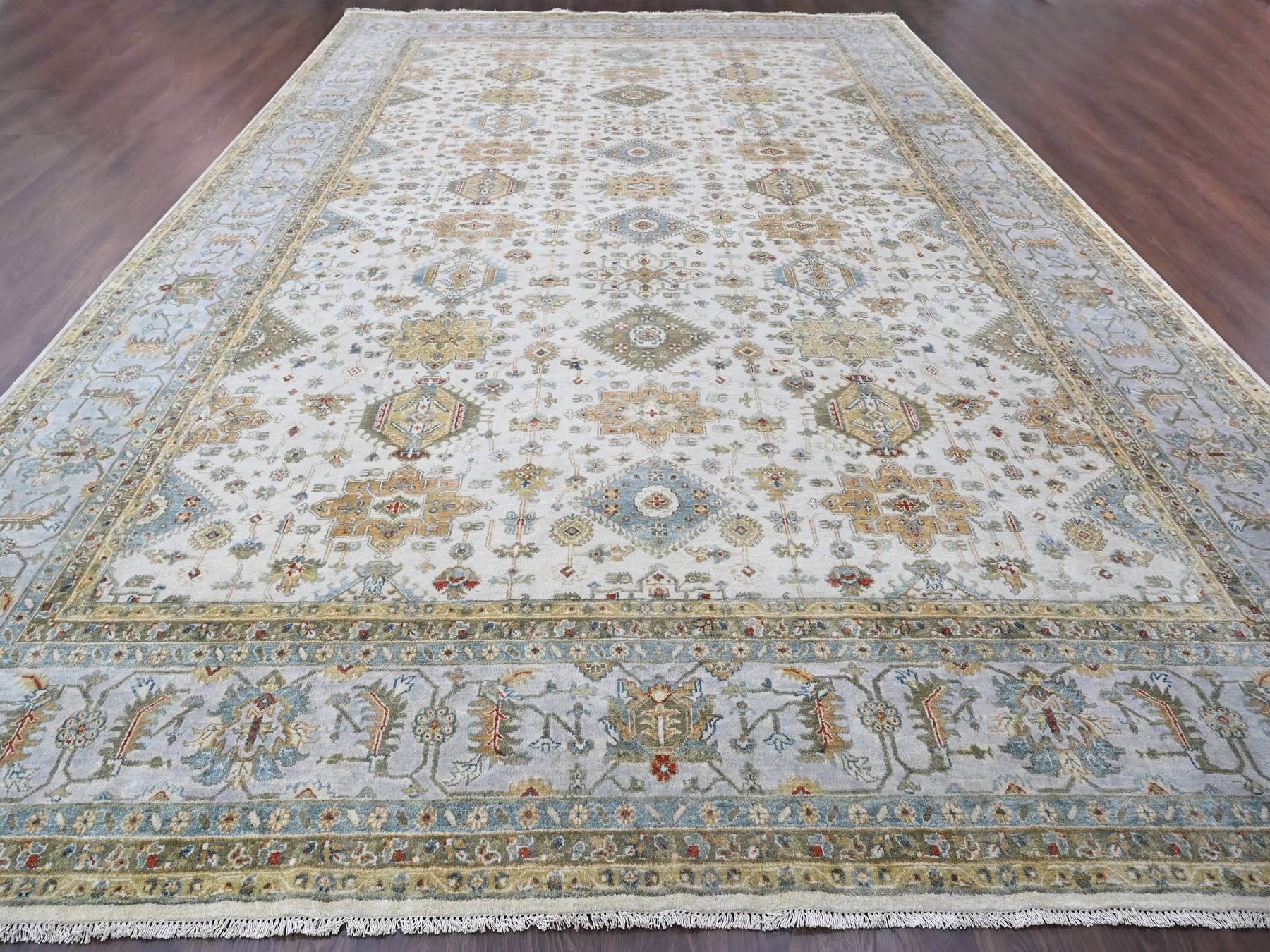 Tribal Heriz hand-knotted wool rug in Ivory & Light gray, 11'10" x 17'10" — SKU O084117 (view 2)