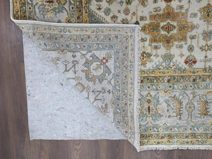 Tribal Heriz hand-knotted wool rug in Ivory & Light gray, 11'10" x 17'10" — SKU O084117 (view 4)