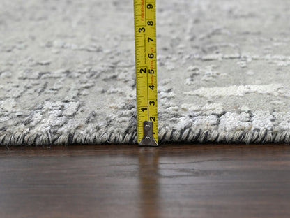 Grey 4'1" x 6'0" Modern and Contemporary Hand knotted Wool/Silk Rug - Sku: O084164