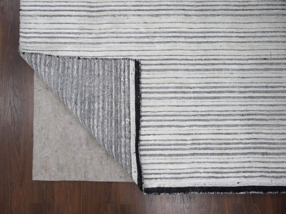 Modern / Contemporary hand-knotted wool/silk rug in Ivory, 12'1" x 15'1" — SKU O084168 (view 4)