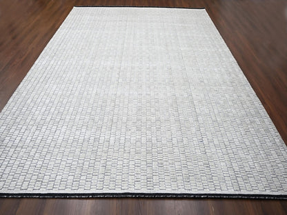 Modern / Contemporary hand-knotted wool/silk rug in Ivory, 12'4" x 15' — SKU O084170 (view 2)