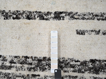 Ivory 12'2" x 14'9" Modern and Contemporary Hand knotted Wool Rug - Sku: O084191