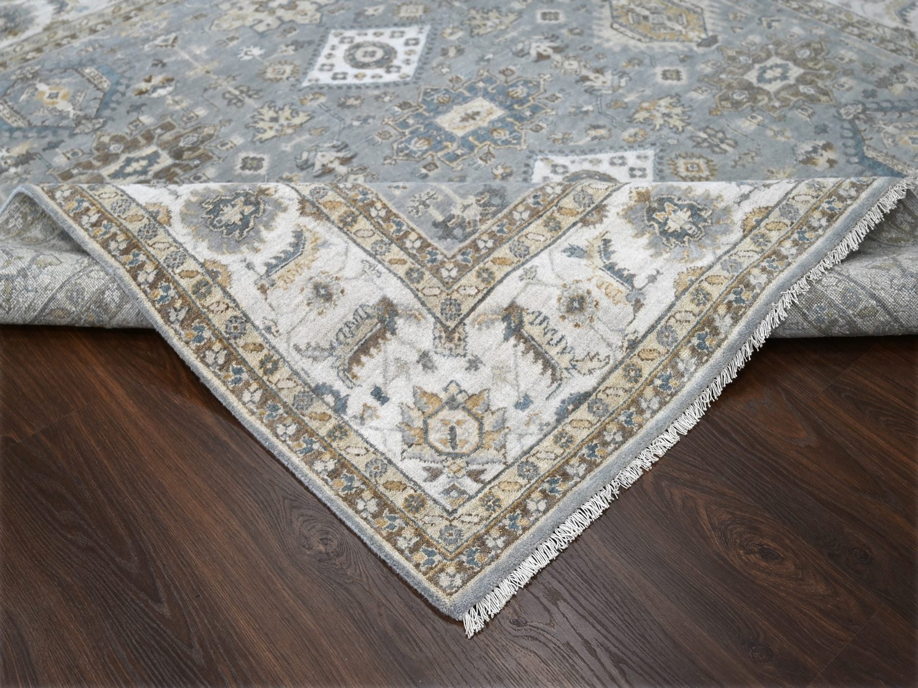 Heriz hand-knotted wool rug in Gray & Ivory, 8' x 8' — SKU O084205 (view 6)