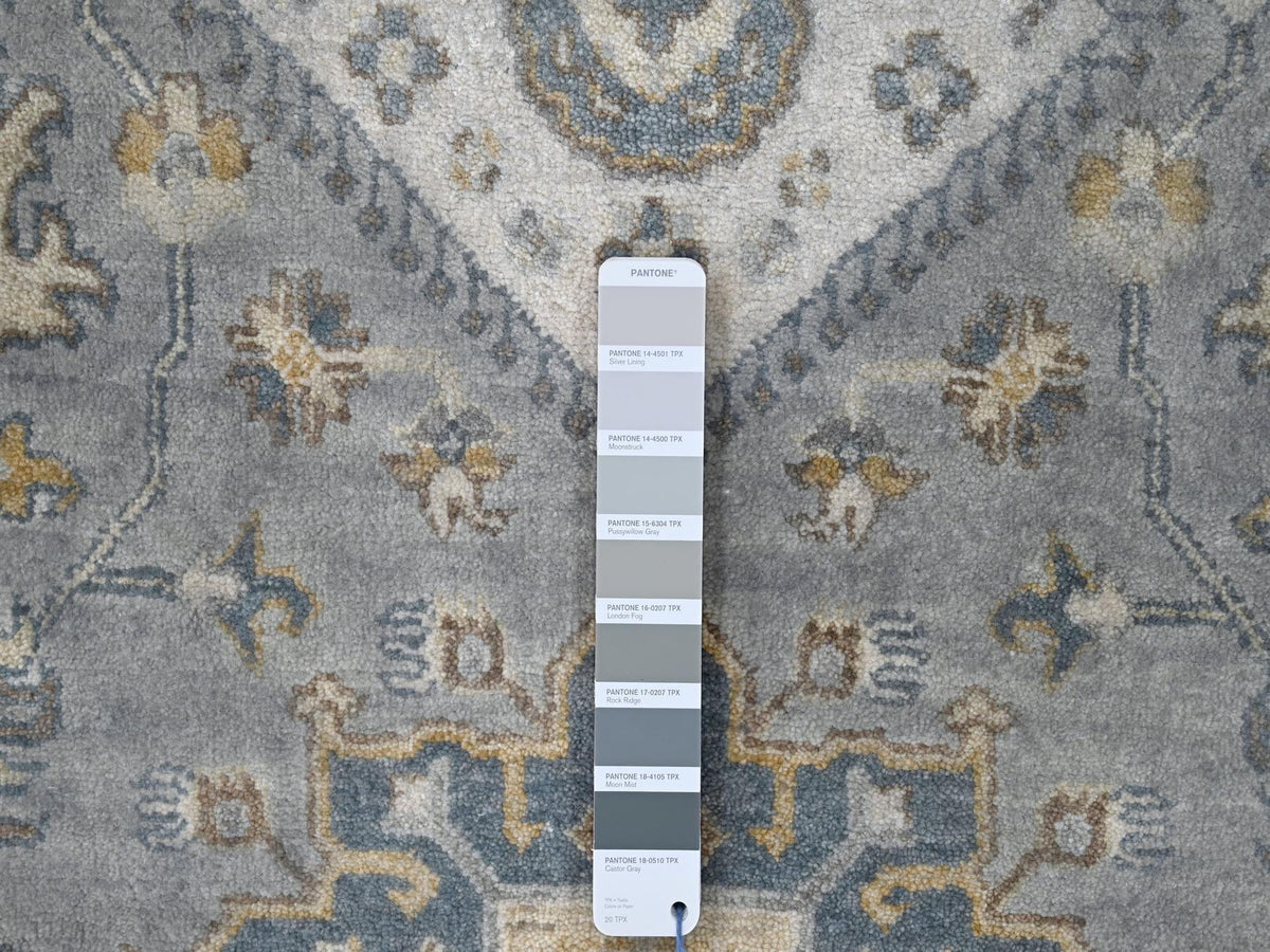 Heriz hand-knotted wool rug in Gray & Ivory, 8' x 8' — SKU O084205 (view 7)