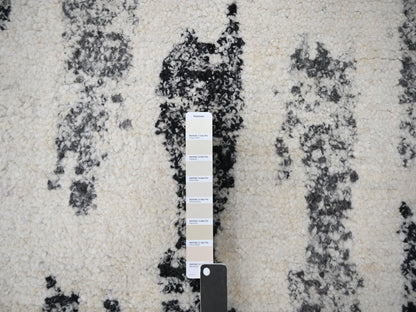 Black 12'0" x 17'9" Modern and Contemporary Hand knotted Wool Rug - Sku: O084208